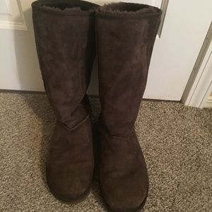 Dark Brown UGGs size 10